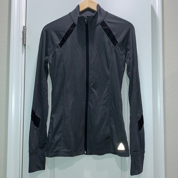 Reebok Jackets & Blazers - REEBOK NEWW SIZE SMALL ZIPPERED ATHLETIC JACKET